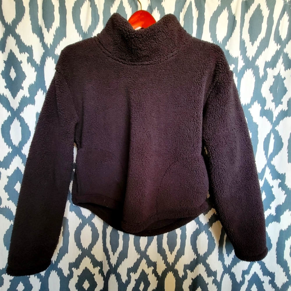 Black Teddy Bear Pullover